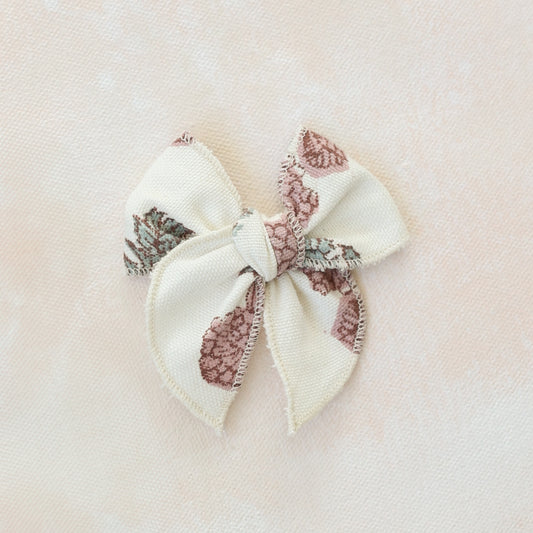 Mini Fleur Bow Clip // Rosie